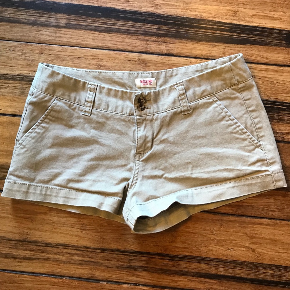 Mossimo khaki shorts